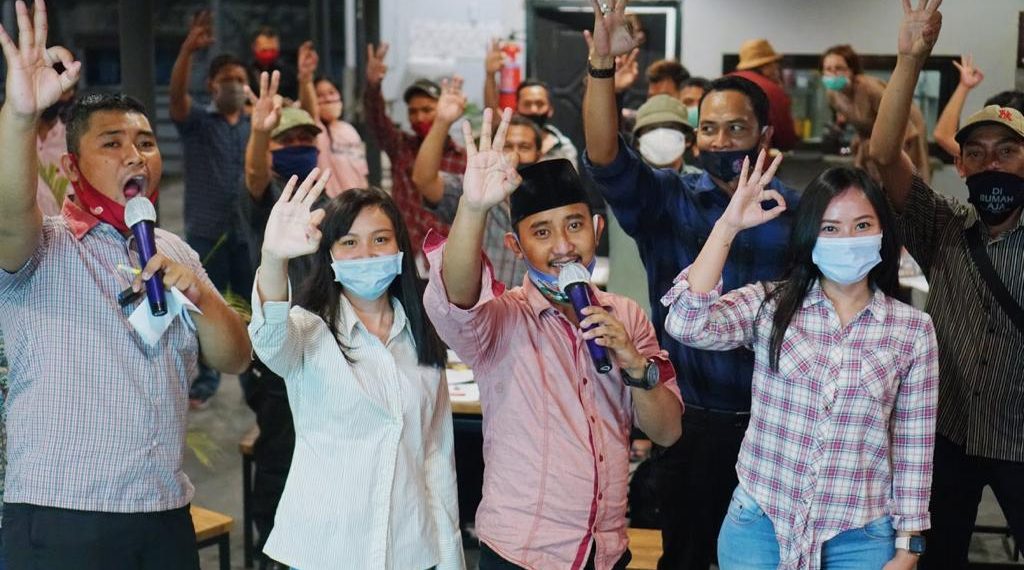 Guyup Rukun Kerja Siang Malam Menangkan Kelana-Astutik