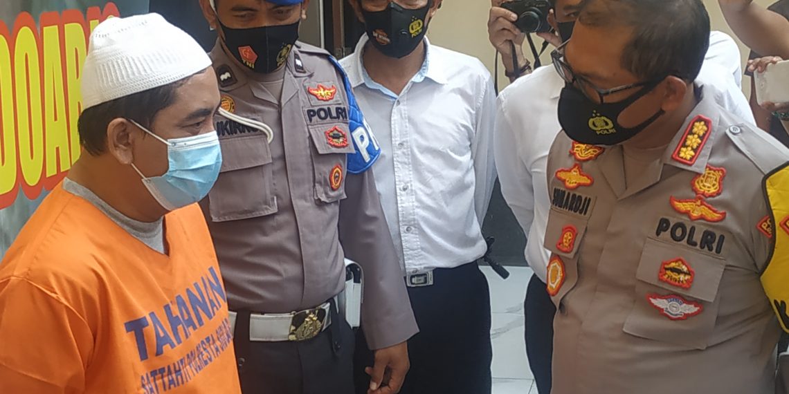 Jelekkan Polisi Via FB, Sopir Truk Ditahan