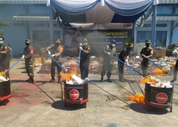 Bea Cukai Sidoarjo Musnahkan 7,6 Juta Rokok Ilegal