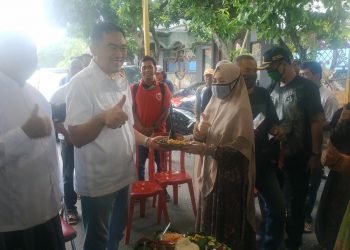 Cawabup Taufiqulbar Potong Tumpeng Deklarasi Kemenangan Pilkada Sidoarjo