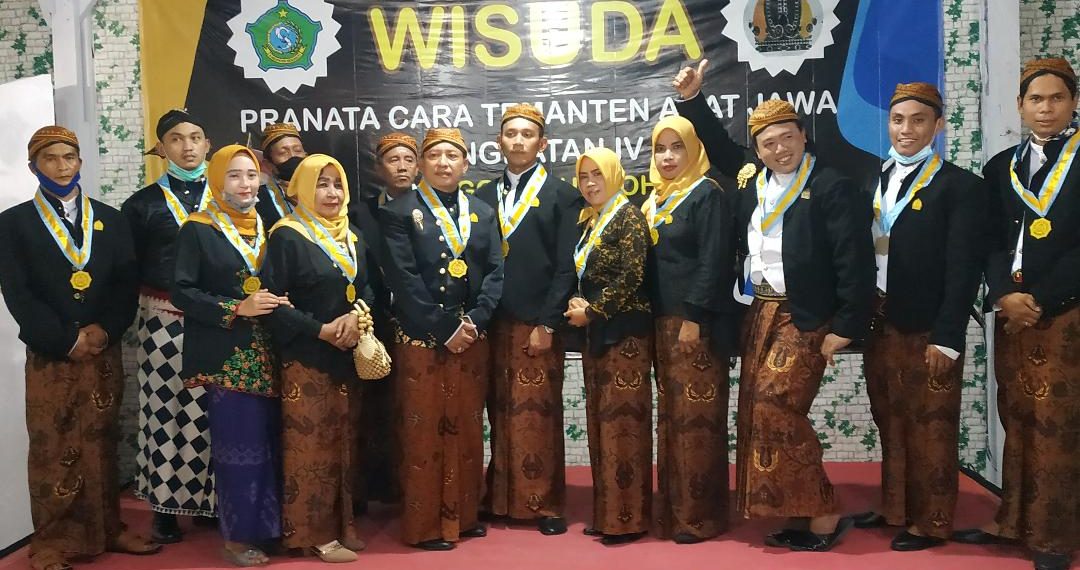 Melestarikan Budaya Jawa, Sanggar Nugroho Wisuda 15 MC Pengantin Adat Jawa
