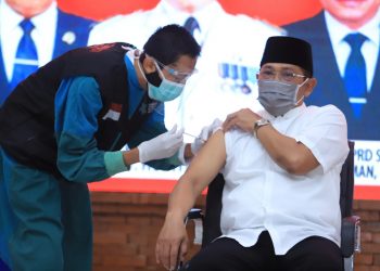 Forkopimda Sidoarjo Disuntik Vaksinasi Covid-19 Tahap Dua