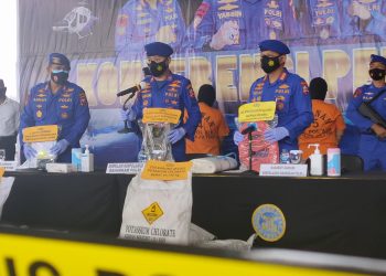 Polairud Polda Jatim Amankan Dirut PT DTMK Pemasok Potassium Bom Ikan