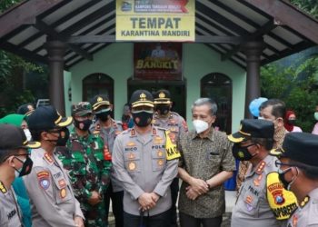 Kapolda Jatim Kunjungi Kampung Tangguh Semeru di Perum Pucang Indah Sidoarjo