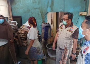 Kementan Dan Satgas Pangan Jatim Sidak Produsen Tempe Surabaya