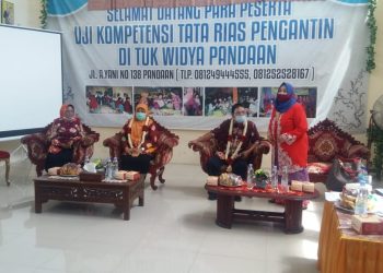 3 Jenis Pakaian Pengantin Khas Kabupaten Pasuruan Masuk Bahan Ujikom Tata Rias Nasional