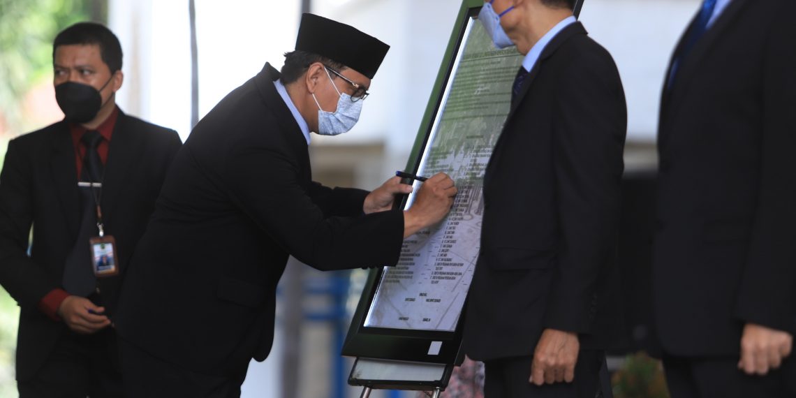 Bupati Sidoarjo Gus Muhdlor Wajibkan Kepala OPD Teken Pakta Integritas