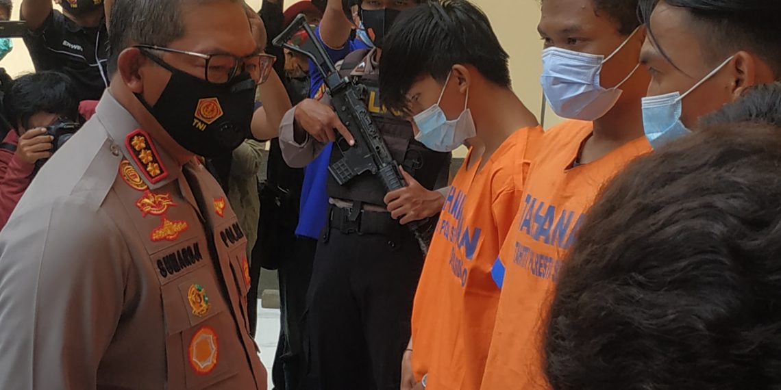 Gerombolan Pemuda Silat Keroyok Sejumlah Warga Sidoarjo