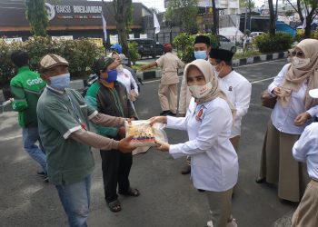 Rayakan HUT Ke-13, DPC Partai Gerindra Sidoarjo Bagikan 350 Sembako