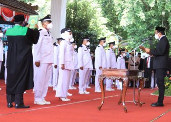 Bupati Sidoarjo Gus Muhdlor Lantik 172 Kepala Desa Hasil Pilkades Serentak 2020