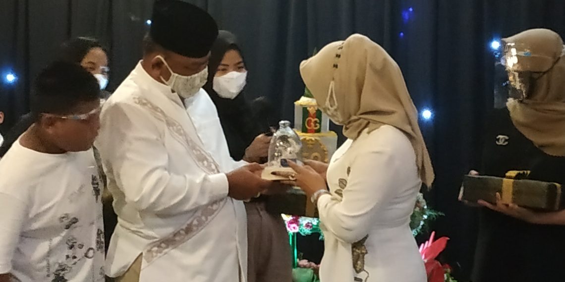 Hj Mimik Idayana Rayakan Ultah ke -50 Dengan Tetap Jalankan Prokes