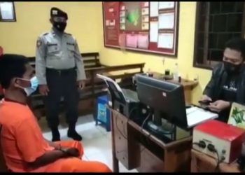 Tersinggung, Pekerja Sawah Bacok Dua Teman