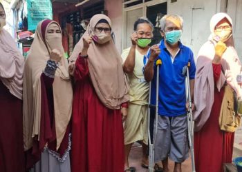 Jumat Berkah, Majlis Taklim Arafah Sidoarjo Datangi Rumah Kaum Dhuafa