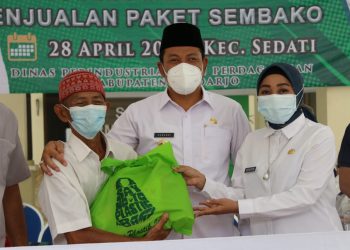 Wabup Subandi Buka Pasar Murah Kecamatan Sedati