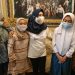 Kesulitan Ekonomi, Pasutri Rahmat Muhajirin dan Hj Mimik Idayana Tanggung Biaya Kuliah Sabrina dan Anditya