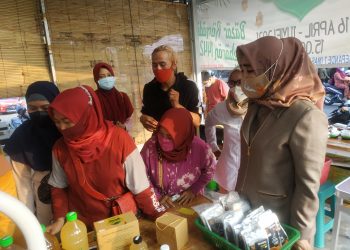 Hj Mimik Idayana Dorong Pemdes Siapkan Lahan Jualan UMKM