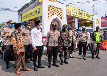 Forkopimda Sidoarjo Cek Penyekatan Mudik, 50 Kendaraan Putar Balik