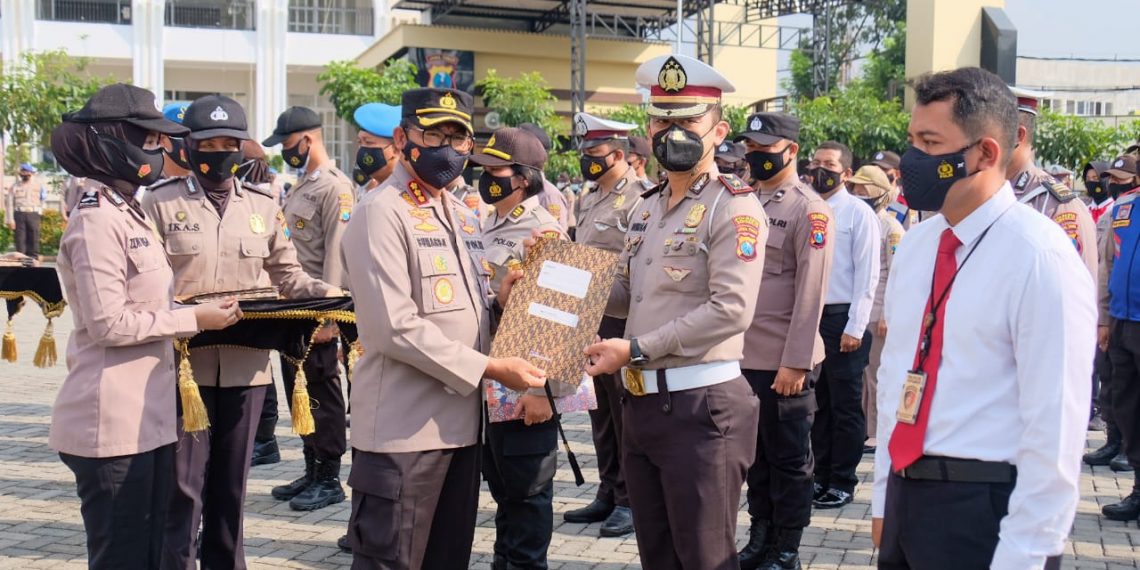 Kapolresta Sidoarjo Apresiasi Prestasi Personel dan Saksi Pengeroyokan Anggota TNI