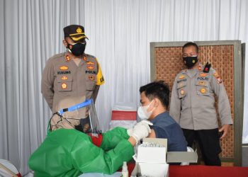 Kapolresta Sidoarjo Cek Pelayanan Gerai Vaksin Presisi