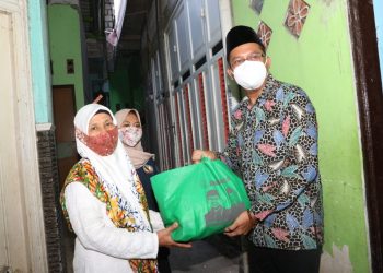 Bupati Gus Muhdlor Tambah Lagi 100 Ribu Bansos Covid-19 Warga Sidoarjo