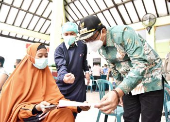 Suntikkan 33 Ribu Dosis Vaksin Moderna untuk Masyarakat Sidoarjo