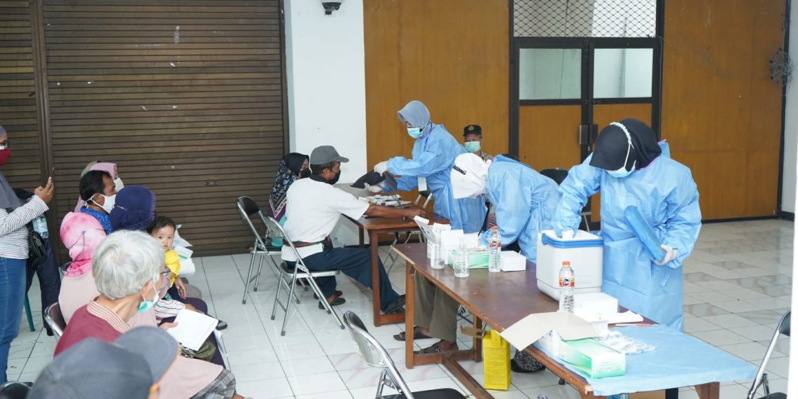 DPC Partai Gerindra Vaksinasi Massal 550 Kader dan Masyarakat Sidoarjo