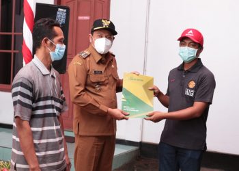 1.930 Buruh Pabrik Rokok Sidoarjo Terima BLT Dana Bagi Hasil Cukai Tembakau