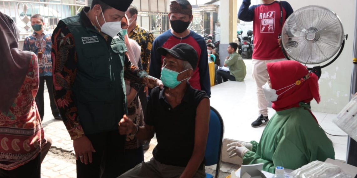 Kejar Sisa 3 Persen, Pemkab Sidoarjo Sisir Vaksinasi Dengan Jemput Bola