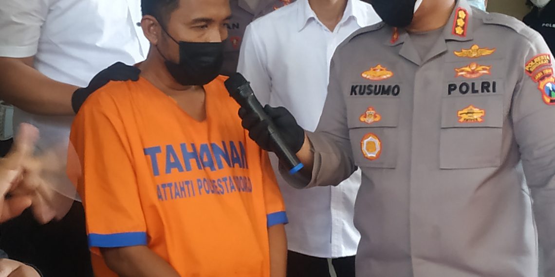 Polresta Sidoarjo Tangkap Pelaku Penjualan Burung Dilindungi dari Papua