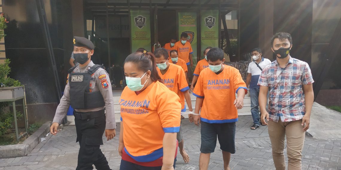 Polresta Sidoarjo Bekuk Sindikat Curat Penumpang Bandara