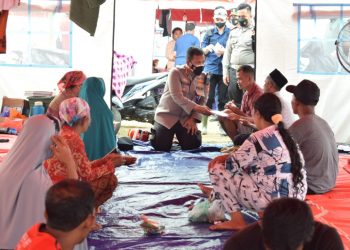Kapolresta Sidoarjo Sambangi Pengungsi dan Tinjau Kawasan Terdampak Erupsi Semeru