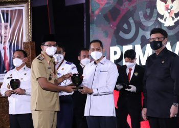 Gencar Benahi Birokrasi, Pemkab Sidoarjo Raih Penghargaan Kementerian PAN-RB