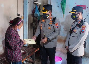 Kapolresta Sidoarjo Bantu Warga Tak Mampu Biayai Sekolah Anaknya