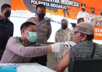 Polresta Sidoarjo Terus Masifkan Vaksinasi Booster Lansia
