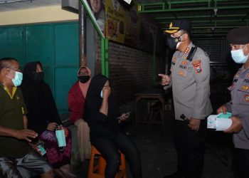 Jumlah Terpapar Covid-19 Bertambah, Kapolresta Sidoarjo Patroli Kerumunan