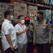 Pasokan Seret, Kapolresta Sidoarjo Sidak Minyak Goreng di Gudang Minimarket