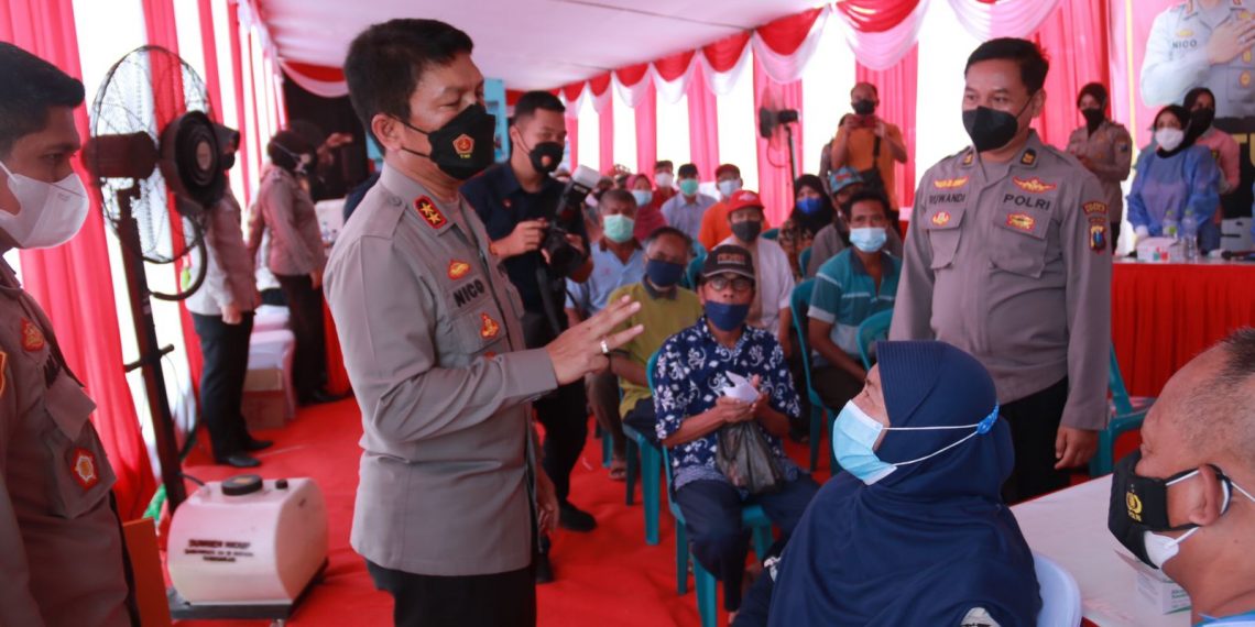Kapolda Jawa Timur Ikuti Zoom Meeting Vaksinasi Serentak di Desa Suko Sidoarjo