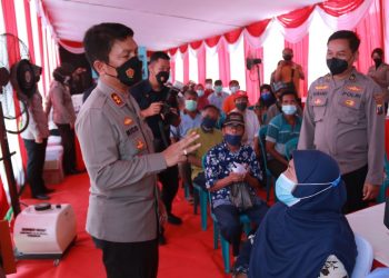 Kapolda Jawa Timur Ikuti Zoom Meeting Vaksinasi Serentak di Desa Suko Sidoarjo