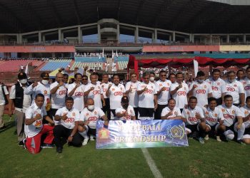 Gelar Tanding Sepak Bola Persahabatan, Tim Partai Gerindra Kalahkan SIWO PWI Jatim 3-1