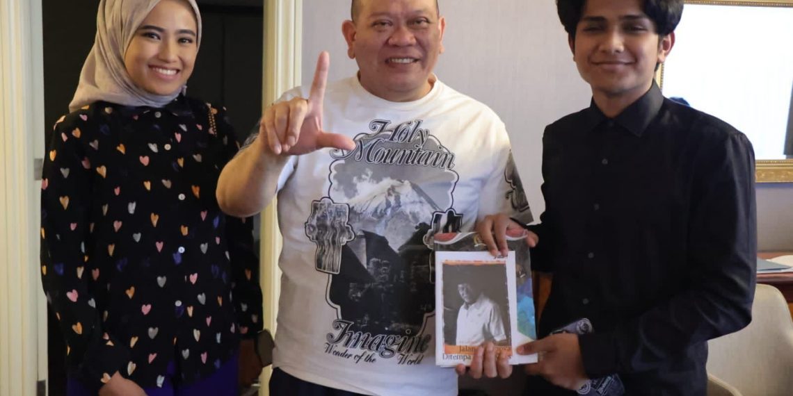 Bertemu Kreator TikTok Husain Basyaiban, Ketua DPD RI Dorong Milenial Melek Politik