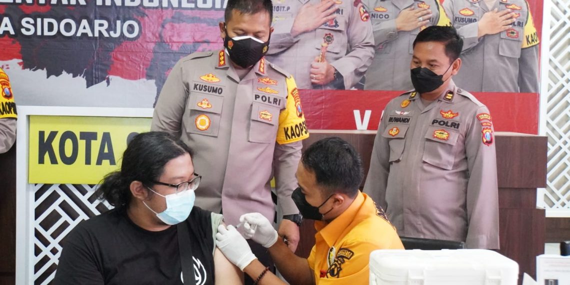 Vaksin Booster Jadi Syarat Mudik, Polresta Sidoarjo Perbanyak Titik Vaksinasi