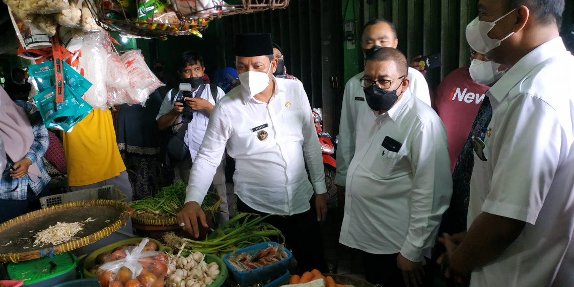 Langganan Banjir, Wabup Subandi Minta Pasar Wadungasri Diperbaiki