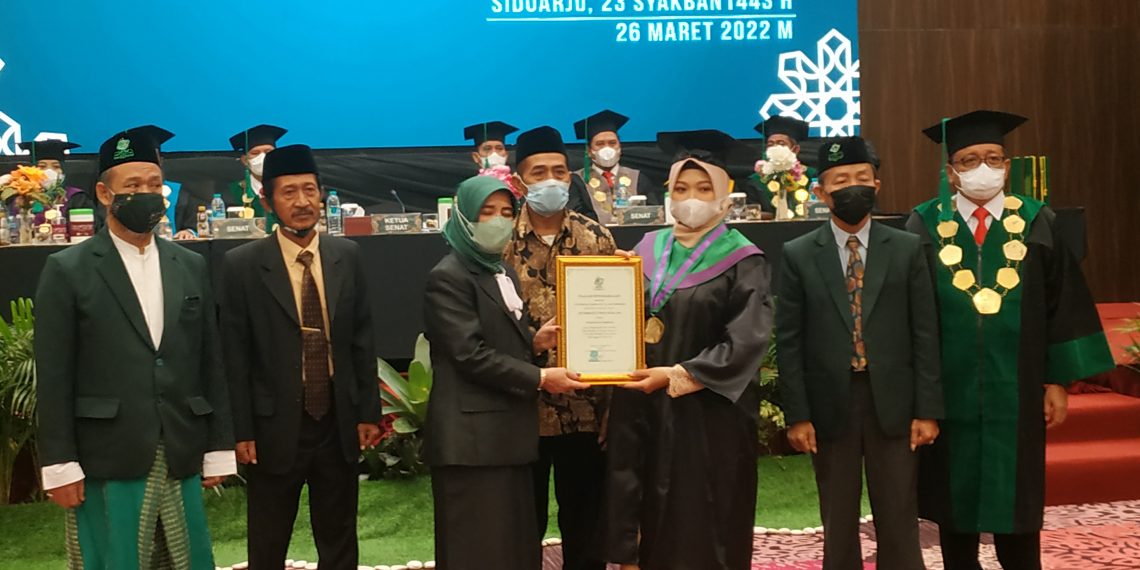 Tembus Level Internasional, Unusida Sidoarjo Wisuda 44 Sarjana  dan Target Terima 1000 Mahasiswa Baru