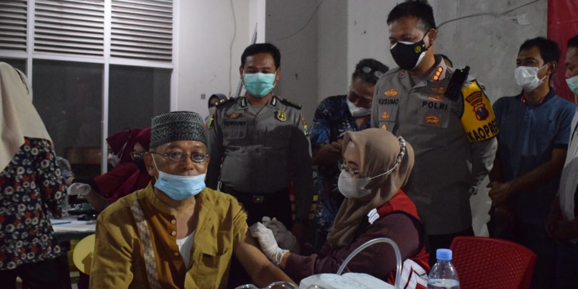 Polresta Sidoarjo Masifkan Layanan Booster Hingga Malam Hari