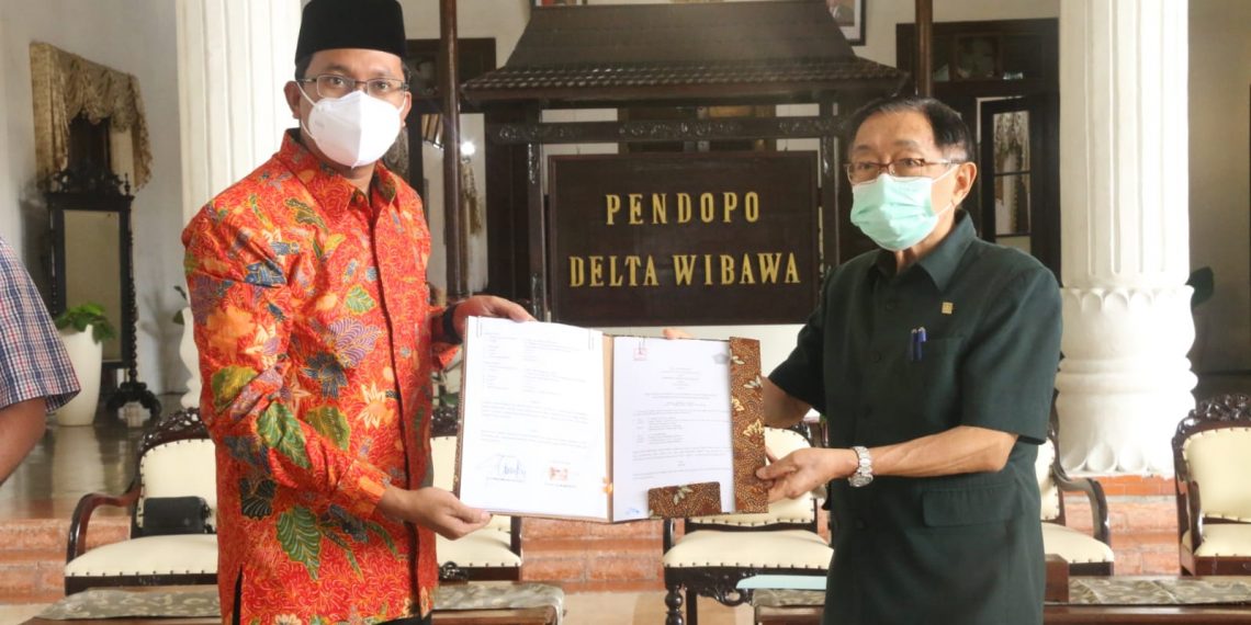 Maspion dan Lima Perusahaan Hibahkan Lahan Untuk Jalan Frontage Road Sidoarjo