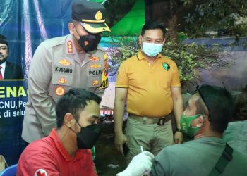 Kapolresta Tinjau Vaksinasi Booster Kampung Ramadhan Alun-alun Sidoarjo