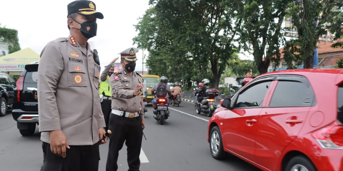Kendaraan Arus Balik Terus Tinggalkan Kota Sidoarjo