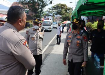 Kapolres Batu AKBP Nyoman Yogi Cek Pos Penyekatan Distribusi Hewan Ternak