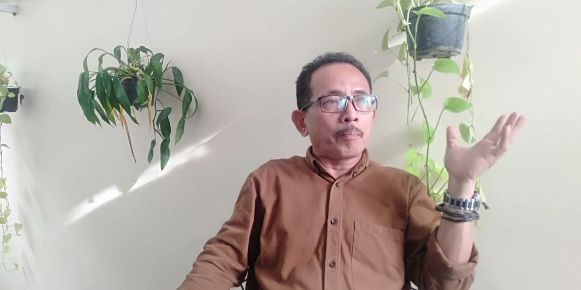 DPRD Kota Surabaya Soroti Seragam Sekolah Warga MBR