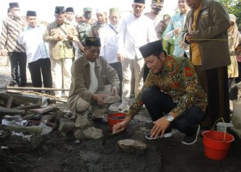 MINU Jabon Dapat Hibah Rp 150 Juta dari Pemkab, Wabup Subandi Sumbang Rp 20 Juta